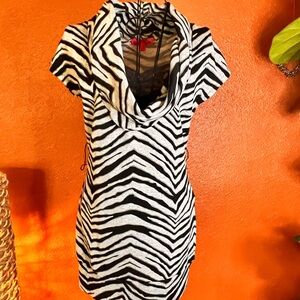 👗 Cable & Gauge Zebra Print Top Y2K — Black/White — Sz Small / Q